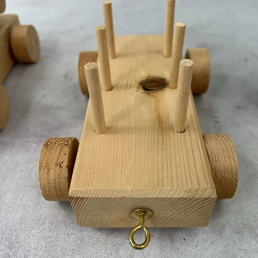 4 Piece‎ Handmade Wooden Train Set Kids Toy Locomotive with Rail Cars & Caboose